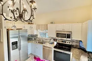 11583 Colonnade Dr, Boynton Beach, FL 33437 - Photo 9