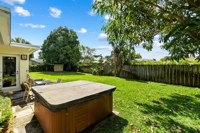 1754 NE 47th Street, Oakland Park, FL 33334 - Photo 21