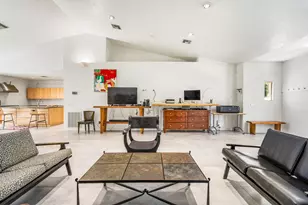 649 E Causeway Blvd, Vero Beach, FL 32963 - Photo 11