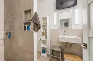 649 E Causeway Blvd, Vero Beach, FL 32963 - Photo 23