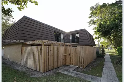 2427 24th Lane, Palm Beach Gardens, FL 33418 - Photo 17