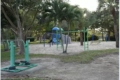 2427 24th Lane, Palm Beach Gardens, FL 33418 - Photo 61