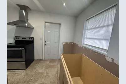 2110 Cortez Boulevard, Fort Pierce, FL 34982 - Photo 7