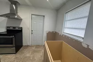 2110 Cortez Blvd, Fort Pierce, FL 34982 - Photo 7