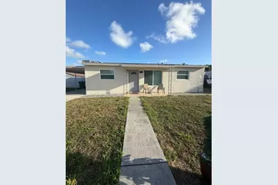 320 Winged Foot Road, Palm Springs, FL 33461 - Photo 1