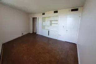 1400 St Charles Pl, Pembroke Pines, FL 33026 - Photo 7