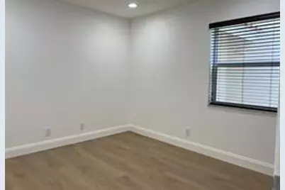 2793 NW 95th Avenue, Coral Springs, FL 33065 - Photo 15