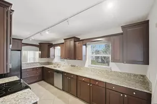 1900 S Kanner Hwy, Stuart, FL 34994 - Photo 9