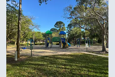 219 2nd Lane, Palm Beach Gardens, FL 33418 - Photo 21