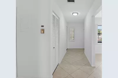 21691 Cypress Road #16b, Boca Raton, FL 33433 - Photo 9