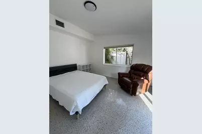 246 NE 10th Street, Delray Beach, FL 33444 - Photo 25