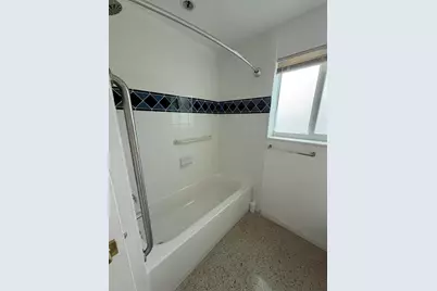 246 NE 10th Street, Delray Beach, FL 33444 - Photo 19