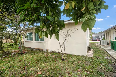 4708 NW 49th Drive, Tamarac, FL 33319 - Photo 25