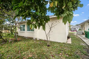 4708 NW 49th Dr, Tamarac, FL 33319 - Photo 25