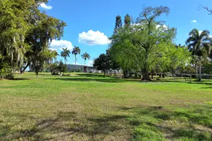 1221 Bacom Point Rd, Pahokee, FL 33476 - Photo 19
