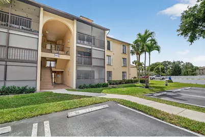 812 Sky Pine Way #D3, Greenacres, FL 33415 - Photo 3