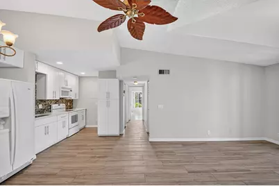 812 Sky Pine Way #D3, Greenacres, FL 33415 - Photo 7