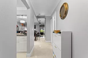 9119 Lime Tree Ln, Pembroke Pines, FL 33024 - Photo 9