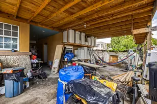 1757 NW 1st St, Miami, FL 33125 - Photo 15