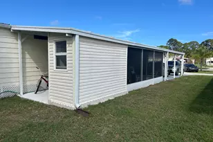 8 Grande Camino Pl, Fort Pierce, FL 34951 - Photo 11