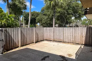 621 6th Way, West Palm Beach, FL 33407 - Photo 1