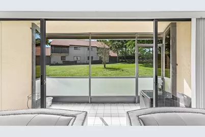 10 Via De Casas Sur #104, Boynton Beach, FL 33426 - Photo 17