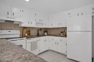 16851 NE 23rd Ave, North Miami Beach, FL 33160 - Photo 7