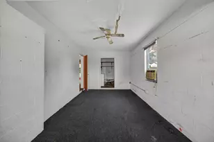 27 NE 17th Ave, Pompano Beach, FL 33060 - Photo 23