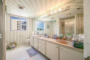 7100 Radice Ct, Lauderhill, FL 33319 - Photo 23