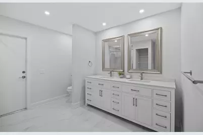 12677 Headwater Circle, Wellington, FL 33414 - Photo 21