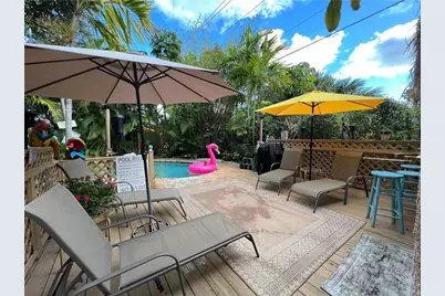 1401 Bayview Drive, Fort Lauderdale, FL 33304 - Photo 1