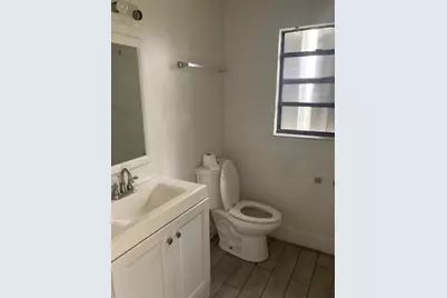 1565 W 36th Street, Riviera Beach, FL 33404 - Photo 7