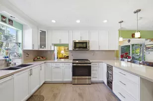 1811 NW 119th Ave, Pembroke Pines, FL 33026 - Photo 15