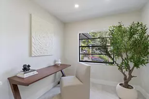 47 Stratford Ln W, Boynton Beach, FL 33436 - Photo 9