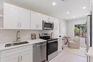 47 Stratford Ln W, Boynton Beach, FL 33436 - Photo 7