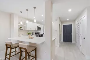 47 Stratford Ln W, Boynton Beach, FL 33436 - Photo 5