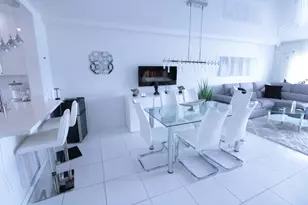 470 Paradise Isle Blvd, Hallandale Beach, FL 33009 - Photo 3