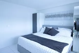 470 Paradise Isle Blvd, Hallandale Beach, FL 33009 - Photo 13