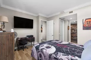 2633 NE 14th Ave, Wilton Manors, FL 33334 - Photo 5