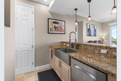 2633 NE 14th Avenue #308, Wilton Manors, FL 33334 - Photo 17