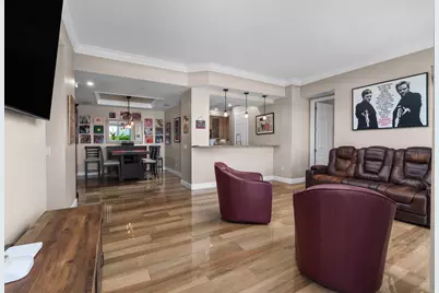 2633 NE 14th Avenue #308, Wilton Manors, FL 33334 - Photo 9