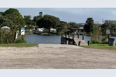 7918 SE Paradise Court, Stuart, FL 34997 - Photo 29