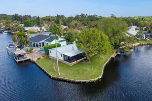 7918 SE Paradise Ct, Stuart, FL 34997 - Photo 1