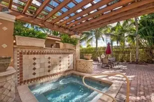 616 Clearwater Park Rd, West Palm Beach, FL 33401 - Photo 5