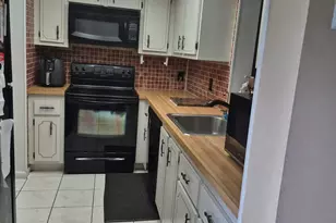 7321 NW 18th St, Margate, FL 33063 - Photo 5