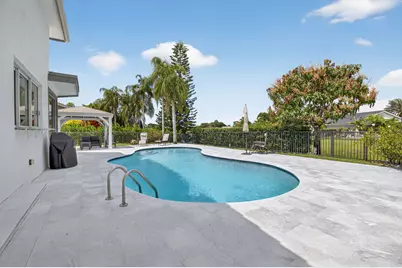 4869 Pineview Circle, Delray Beach, FL 33445 - Photo 43