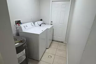 900 NW 17th Ave, Fort Lauderdale, FL 33311 - Photo 5