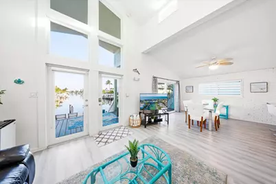 340 E Ocean Drive, Key Colony Beach, FL  - Photo 1