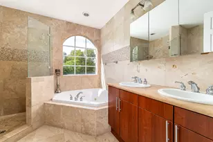 486 SW 5th St, Fort Lauderdale, FL 33315 - Photo 13