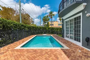 486 SW 5th St, Fort Lauderdale, FL 33315 - Photo 3